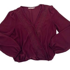 Mi Ami Womens Long Sleeve Blouse Top Lace Crochet Detail‎ V Neck Size Medium Red